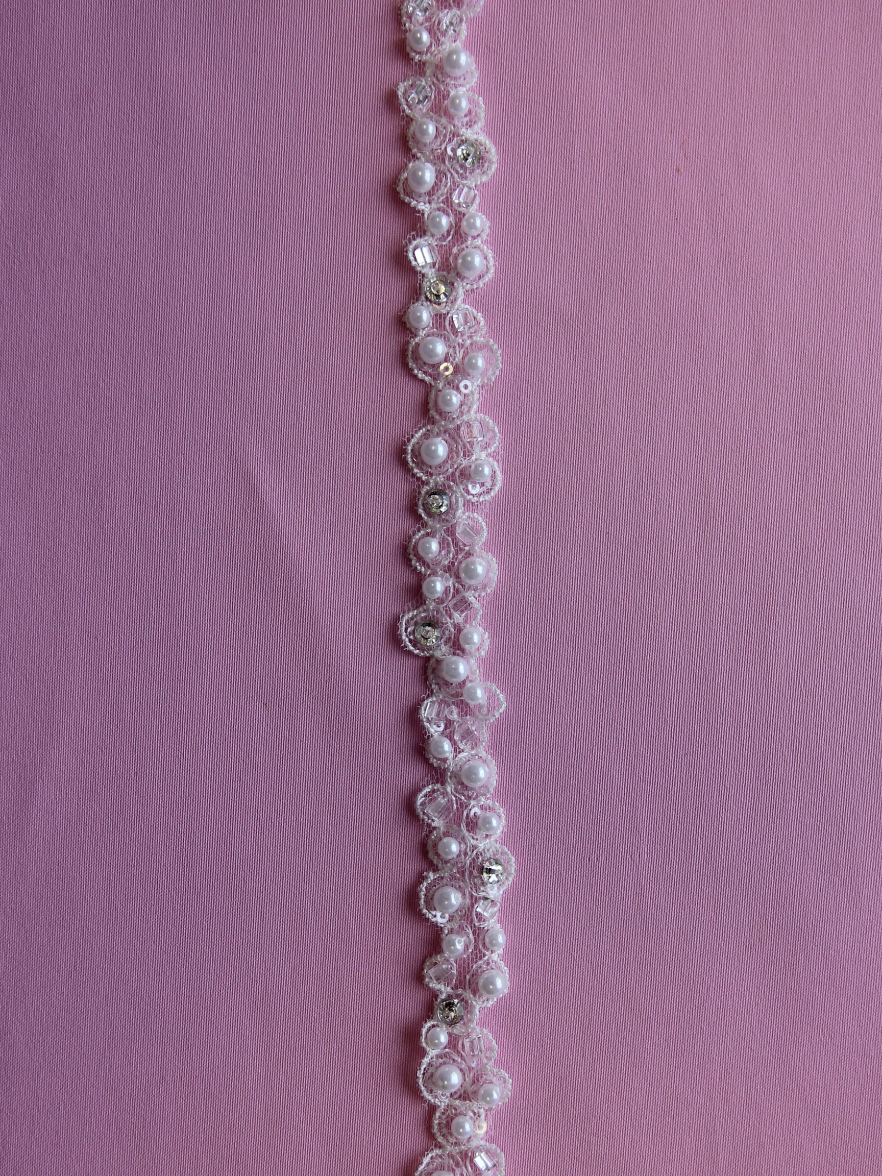 Bordure en dentelle perlée ivoire - Sage