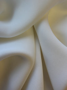 Tissu double crêpe en soie avec une finition sablée - Temptation
