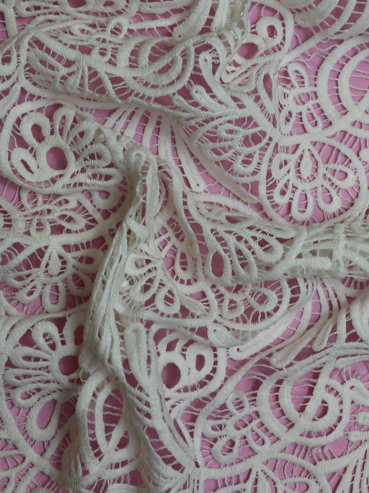 ivory guipure lace for bridal gown