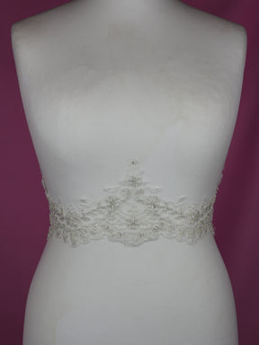 Bordure en dentelle ivoire cordée – Olivia