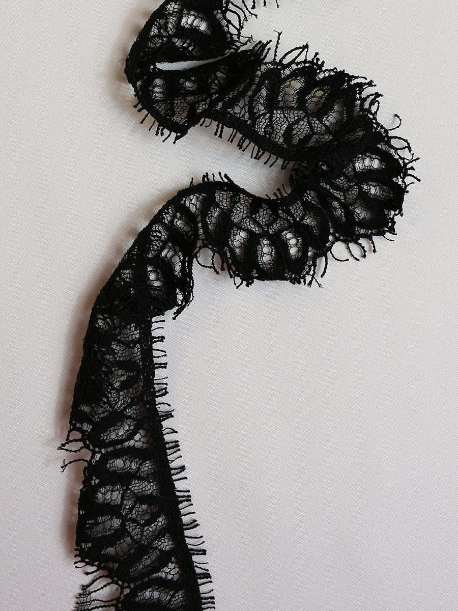 Bordure en dentelle noire - Valentina