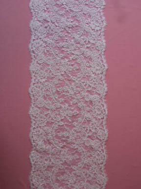 Bordure de dentelle blanche cordée - Eloise