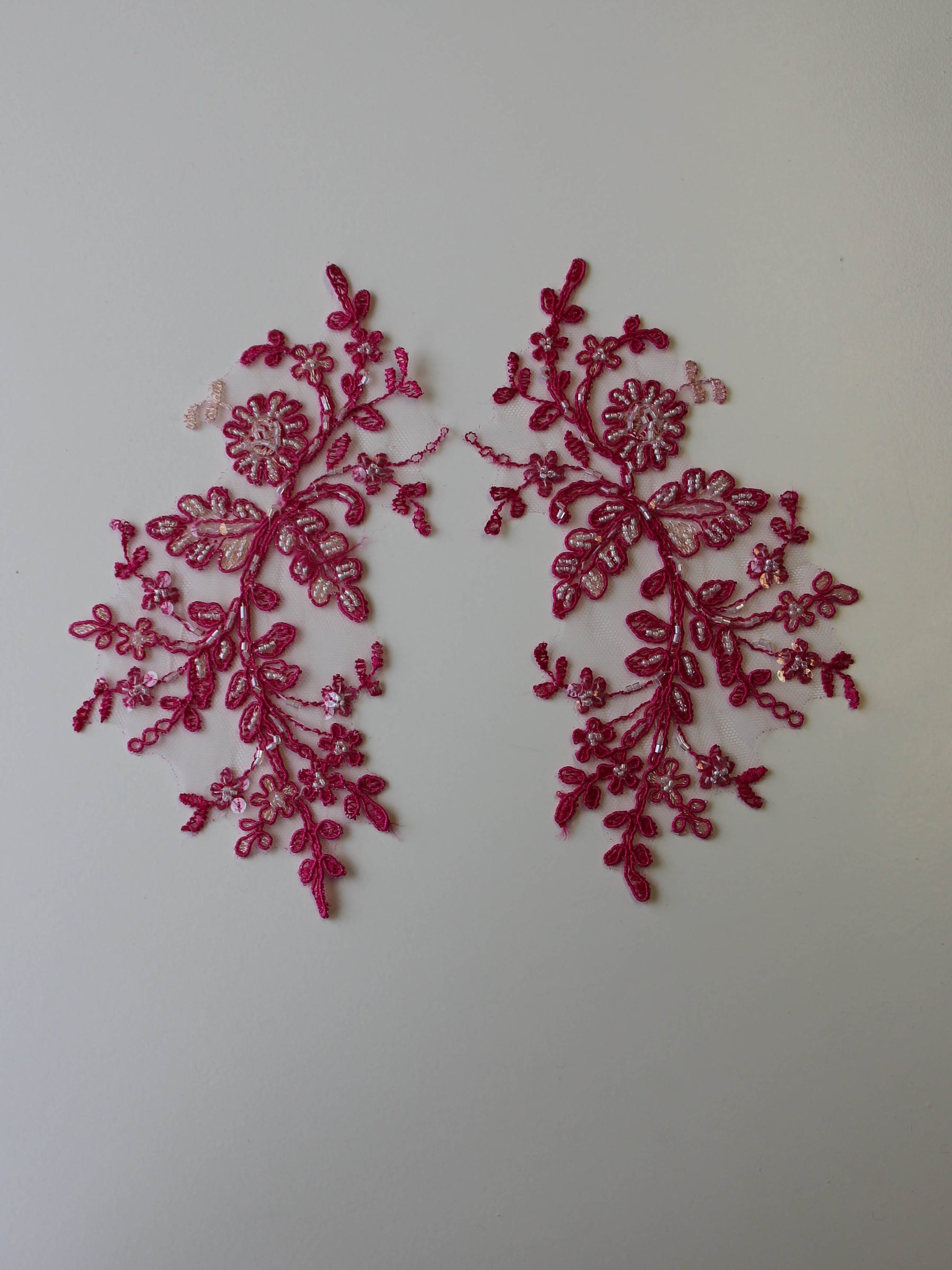 Appliques en dentelle rose bonbon – Jessica.