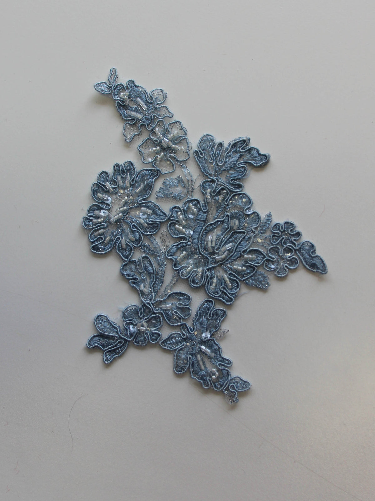 Appliques en dentelle bleu chine - Victoria (Large).