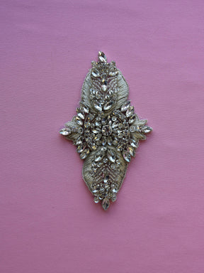 Applique en cristal brodée – Hellebore