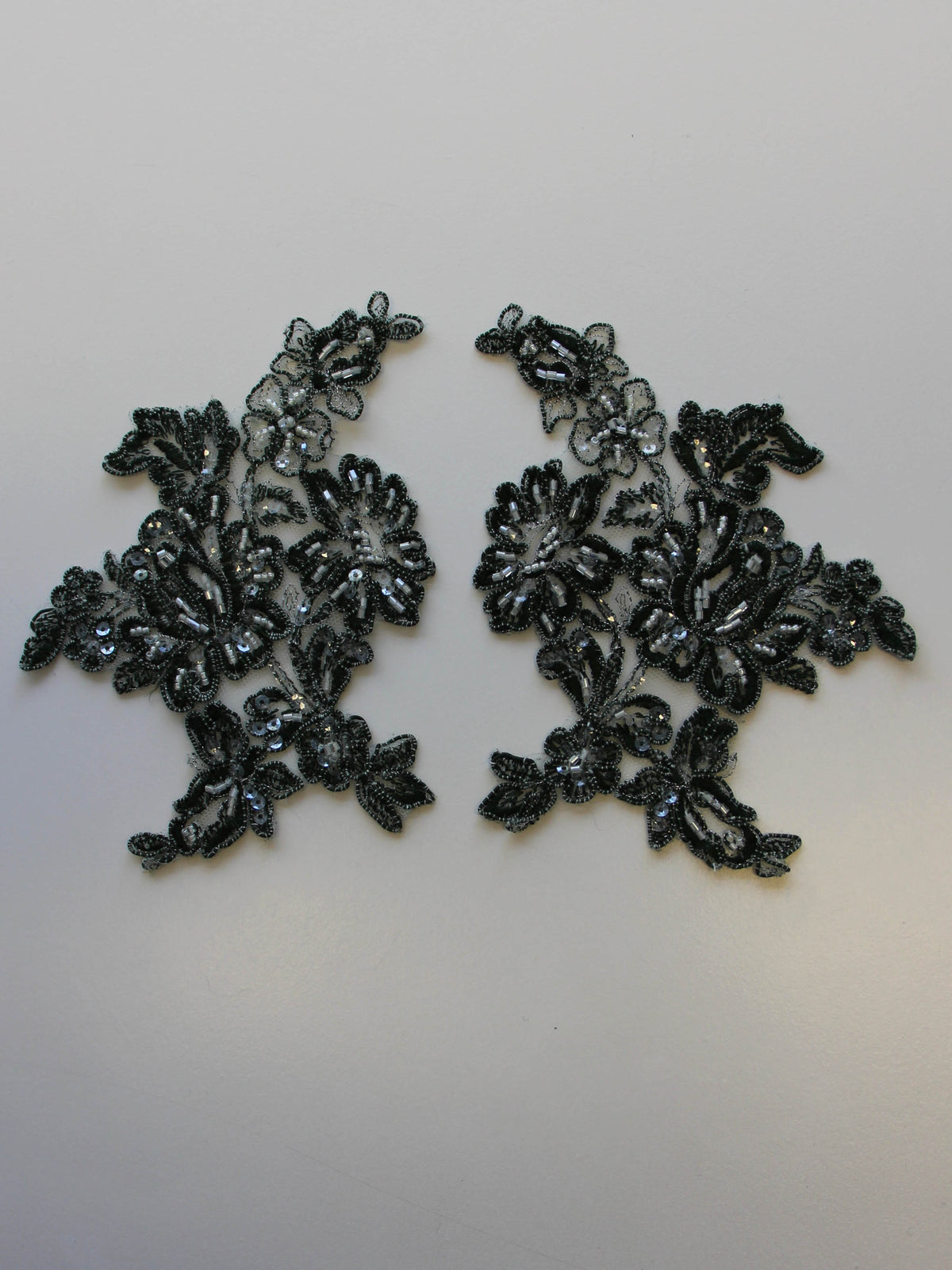 Appliques en dentelle vert foncé – Victoria (Large).