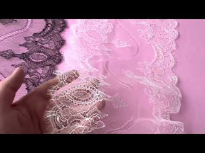 Bordure en dentelle Chantilly Eco noire - Devika