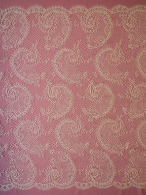 Dentelle Chantilly Ivoire - Pescaro