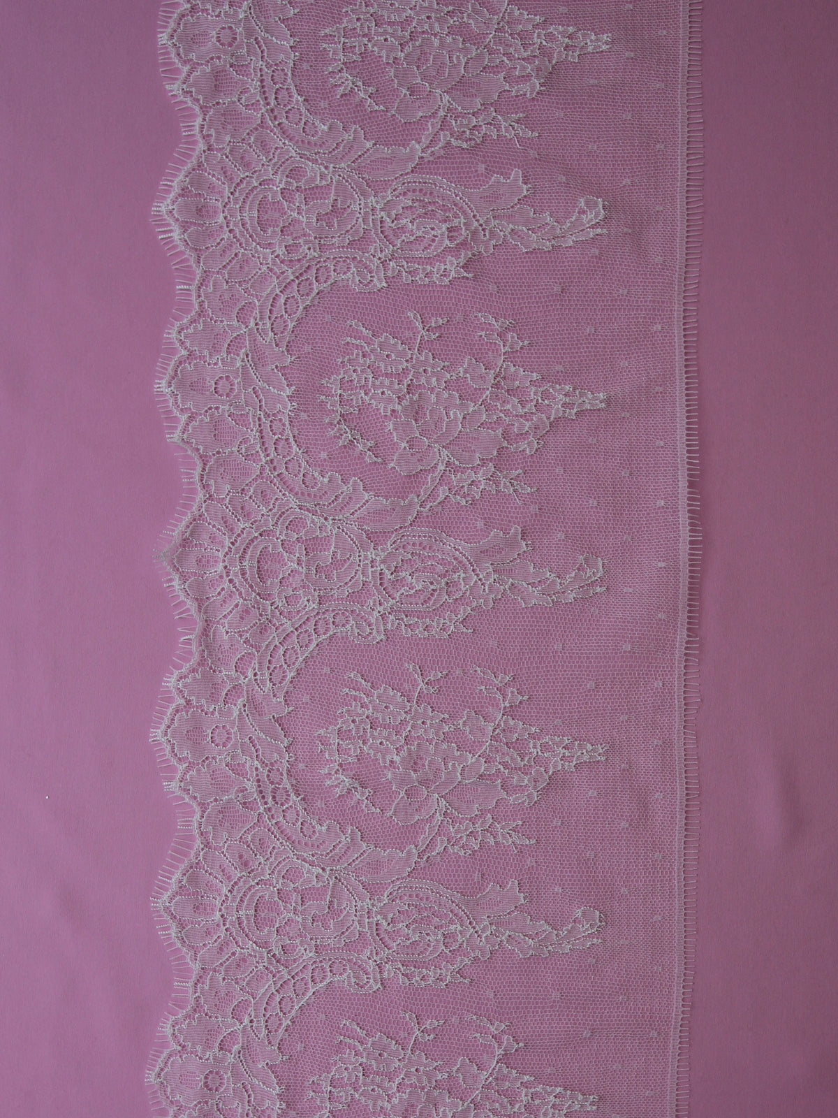 Bordure en dentelle ivoire chantilly - Sienna