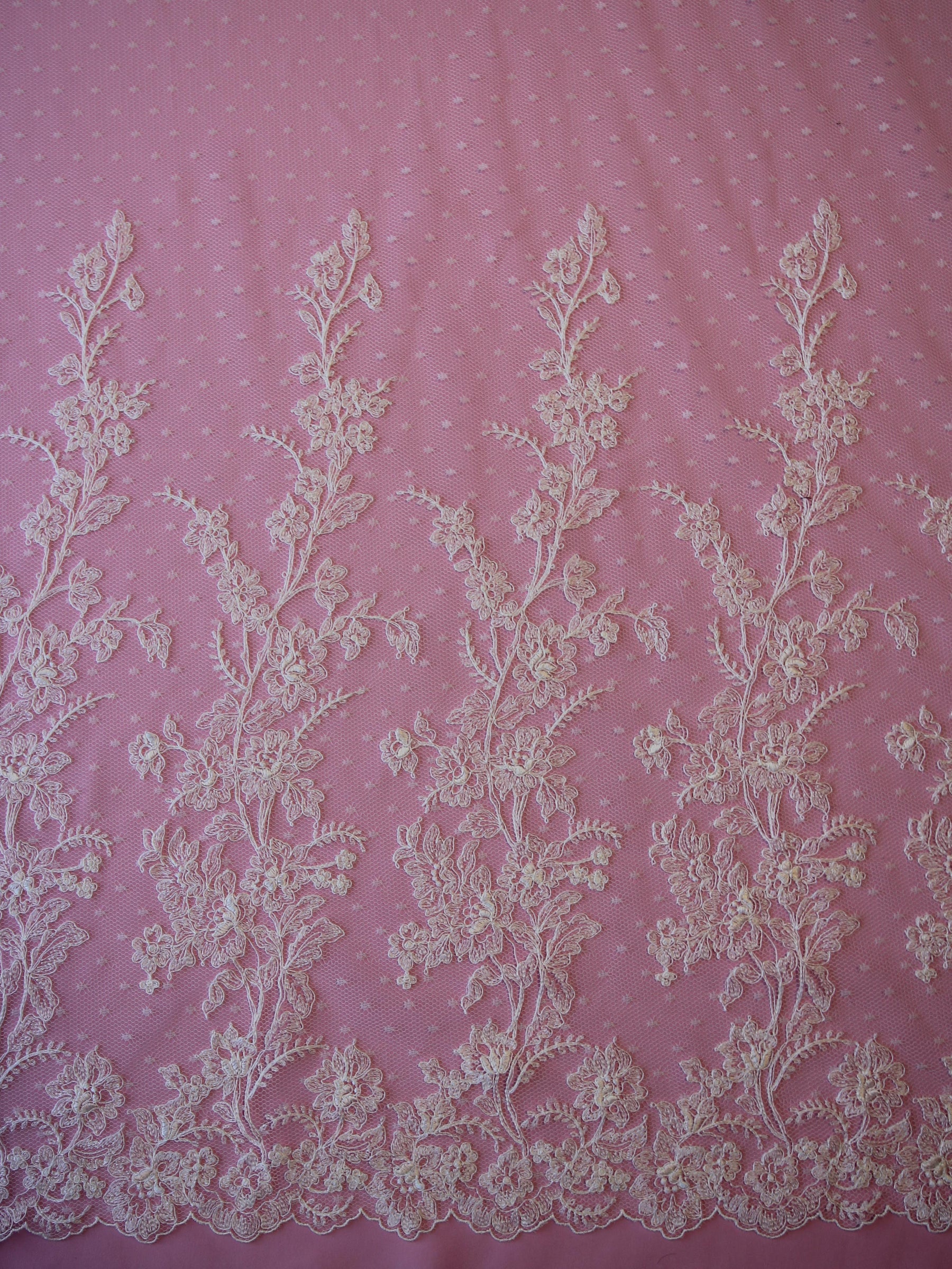 Dentelle Chantilly Ivoire Cordon - Lido