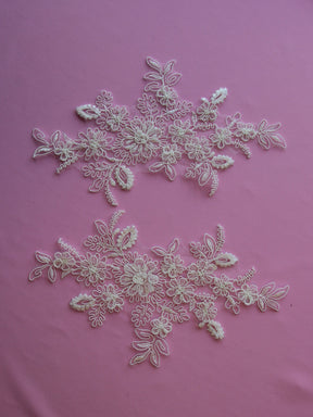 Appliques en dentelle ivoire cordée - Lois
