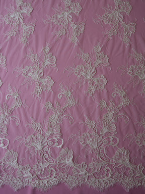 Dentelle Cordonnée Ivoire – Emily