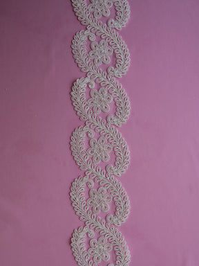 Bordure en dentelle ivoire cordée - Nasturtium