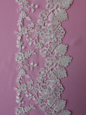 Bordure en dentelle ivoire cordée – Sweet Pea