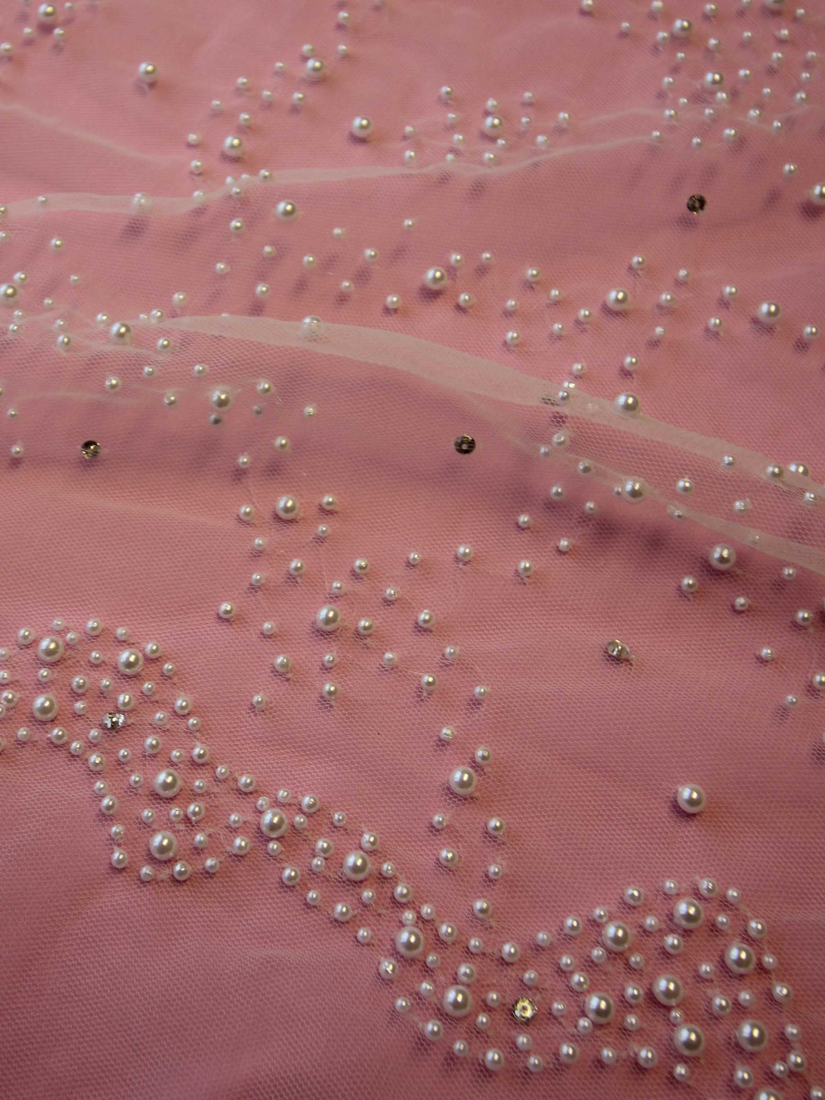 Dentelle ivoire perlée – Nebula
