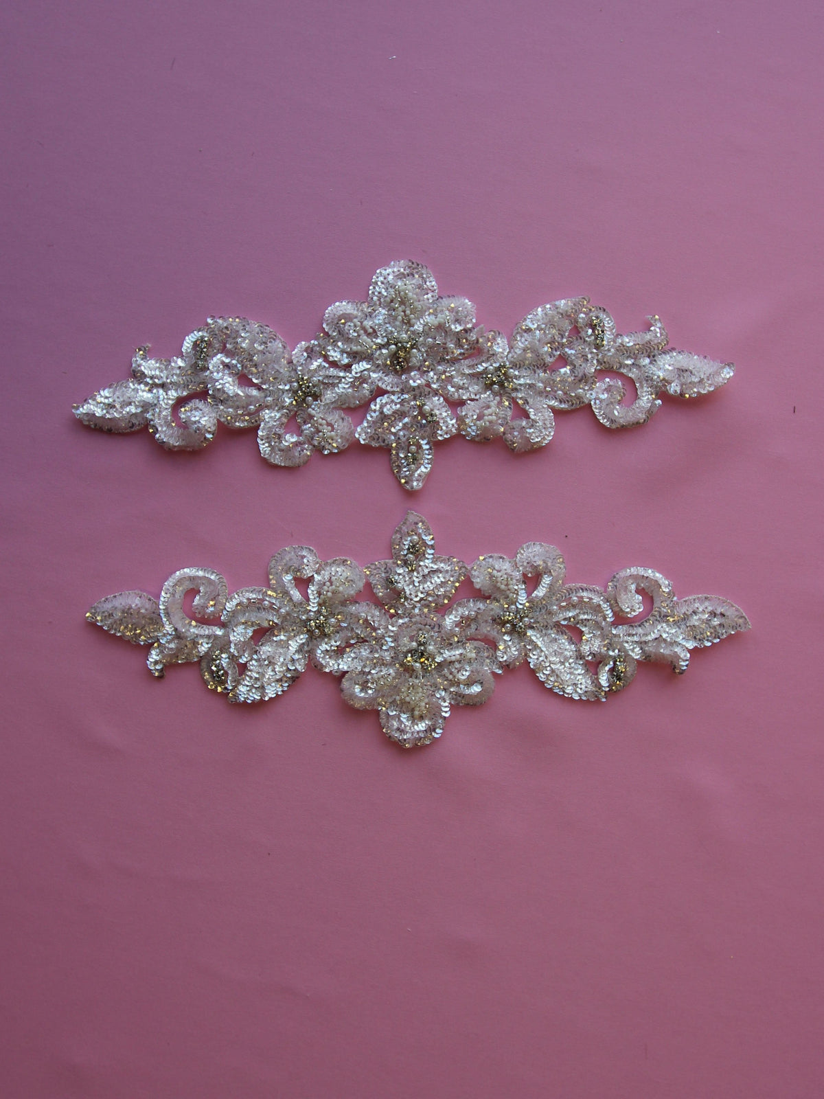 Appliques en dentelle ivoire à sequins - Indiana