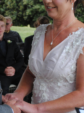 Dentelle Fleur Perlée Ivoire – Jacqueline