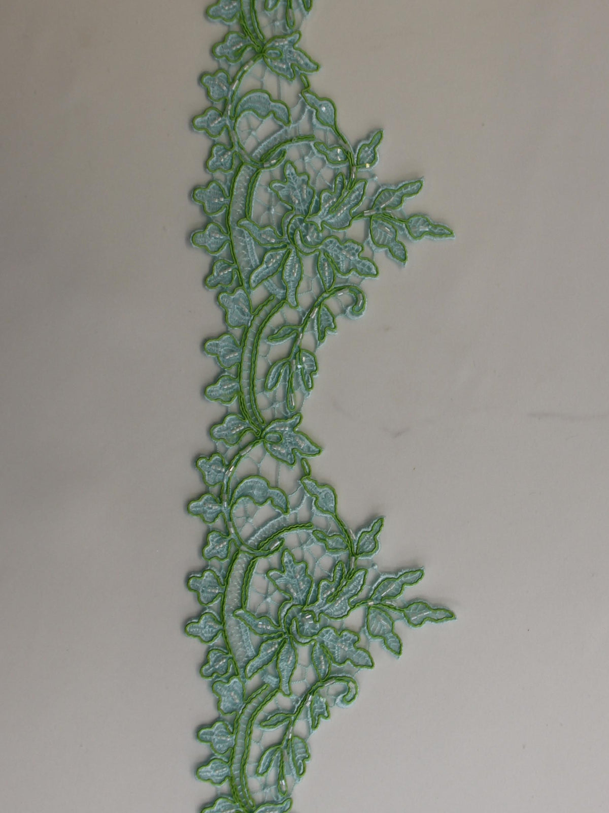 Bordure en dentelle verte citron - Martina.