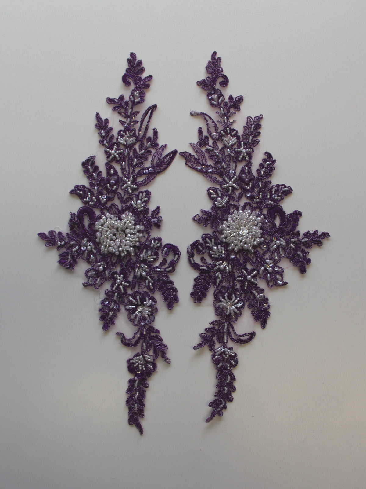 Appliques en dentelle violette - Utah.