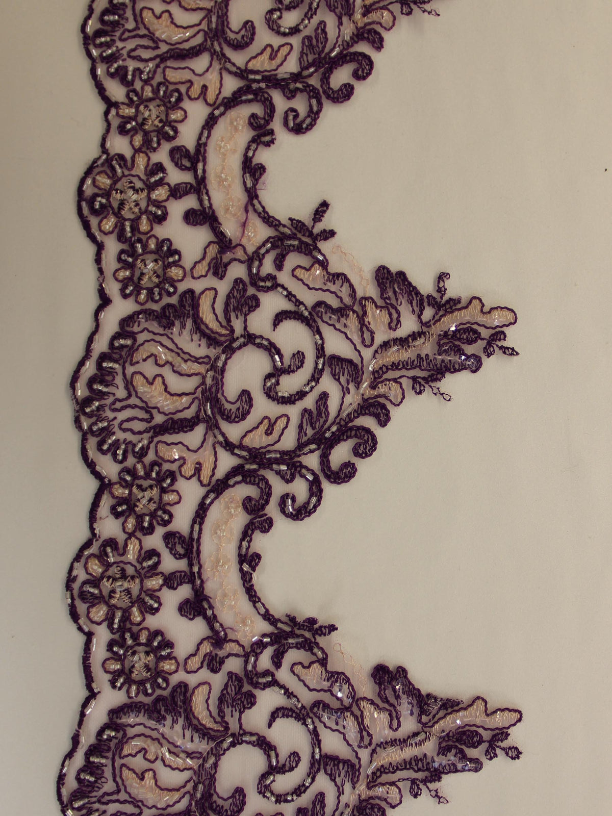 Bordure en dentelle violette - Jessica.