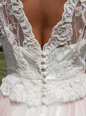 Dentelle Ivoire Cordonnée et Perlée – Rochelle