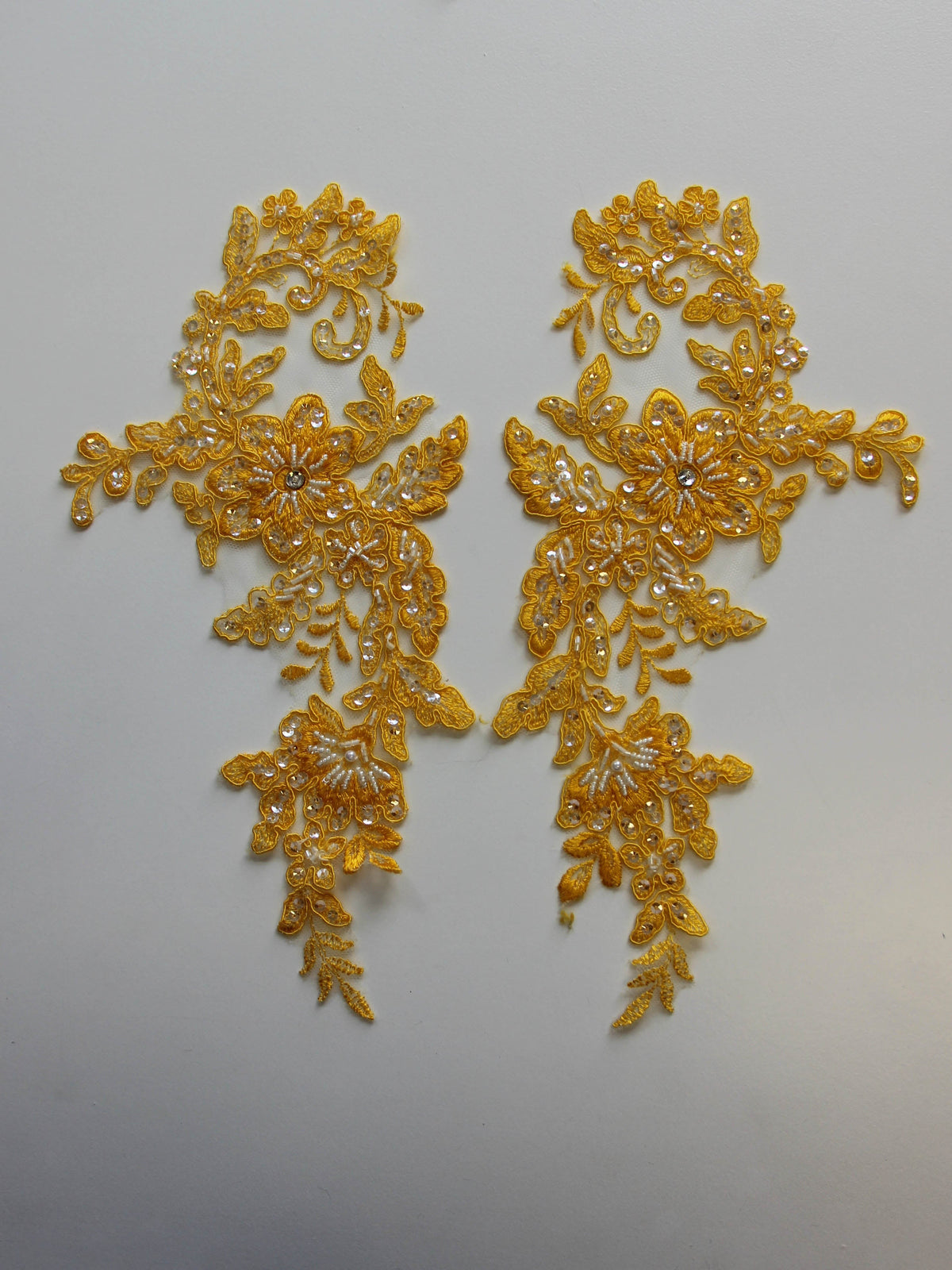 Appliques en dentelle jaune – Annabelle
