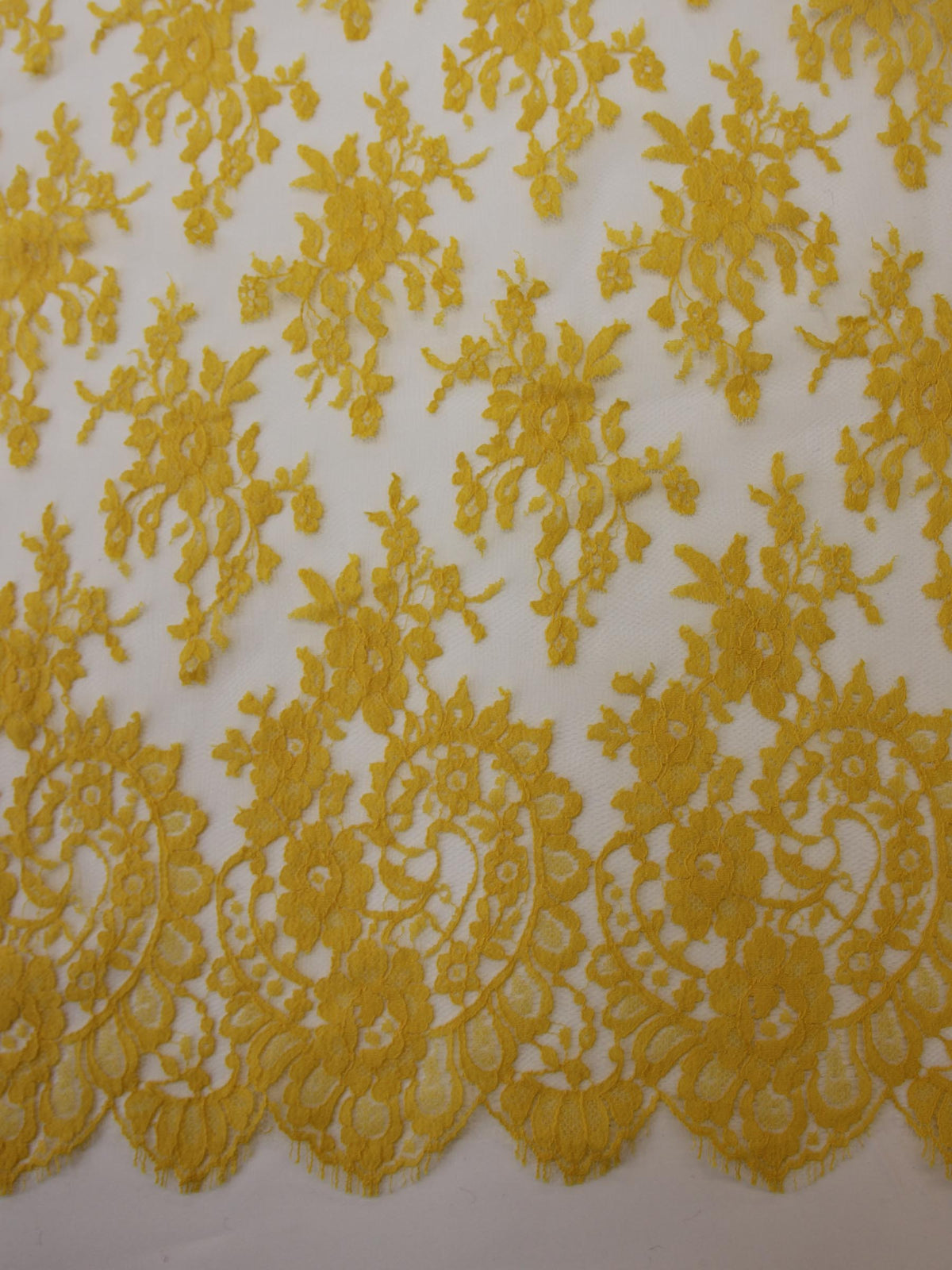 Dentelle jaune - Natasha.